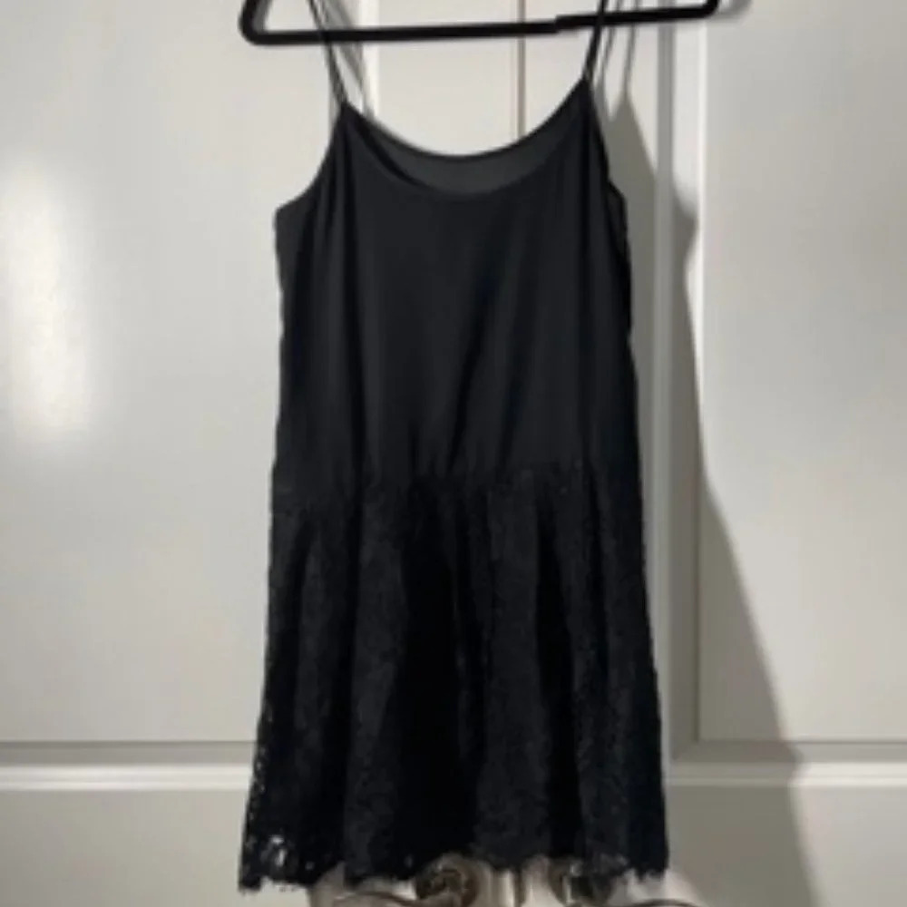 Alexis Scoop Neck Lace Bottom Mini Dress Size M - Picture 4 of 7